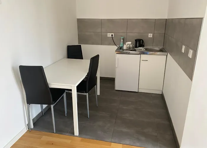 Apart Otel Westend Real Estate-residenz Frankfurt am Main